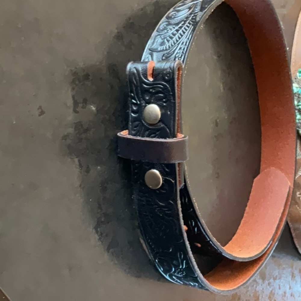Leather belt black for belt buckle. Never worn